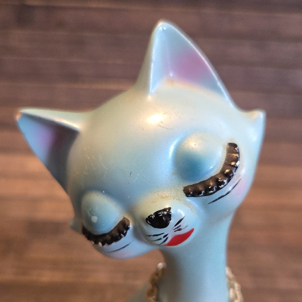 Elegant Blue Cat Figurines - Picture 6 of 15